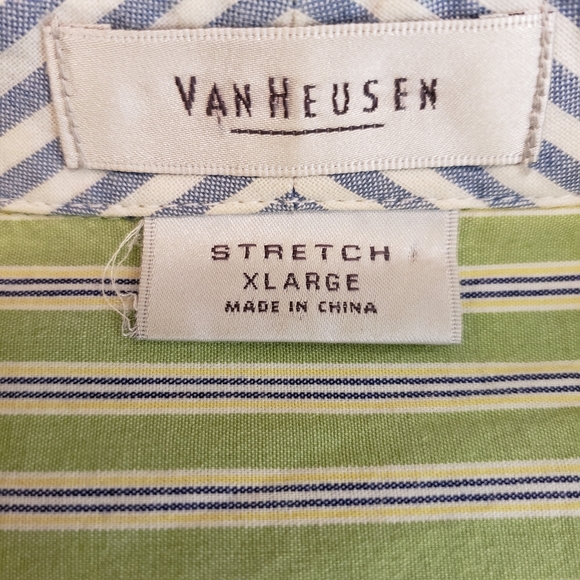 Van Heusen ladies dress shirt size XL  Green and w - Picture 3 of 6